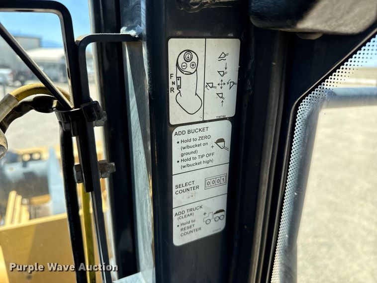 image for item FC2314 2015 John Deere 724K high lift wheel loader