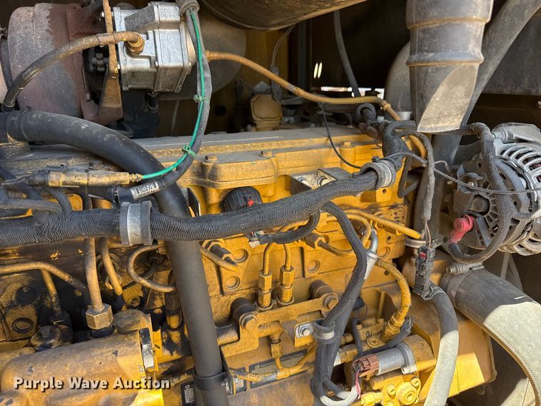 image for item FC2314 2015 John Deere 724K high lift wheel loader