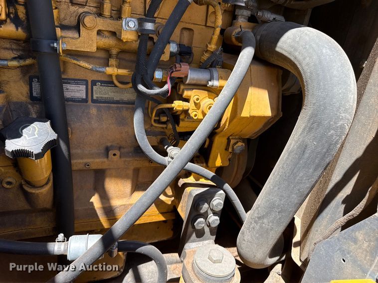image for item FC2314 2015 John Deere 724K high lift wheel loader