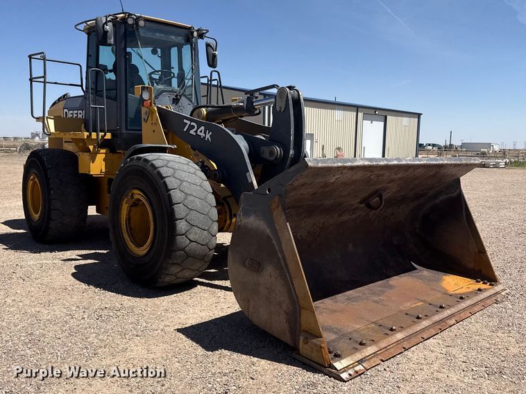 image for item FC2315 2014 John Deere 724K wheel loader