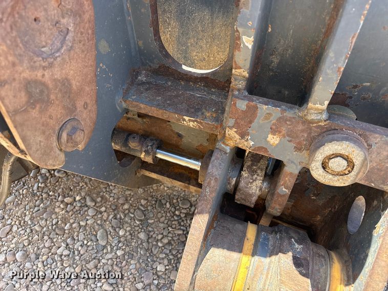 image for item FC2315 2014 John Deere 724K wheel loader