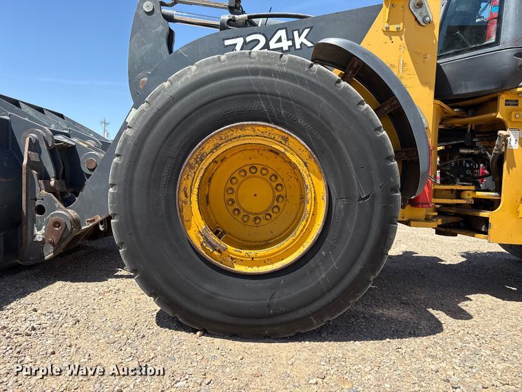 image for item FC2315 2014 John Deere 724K wheel loader