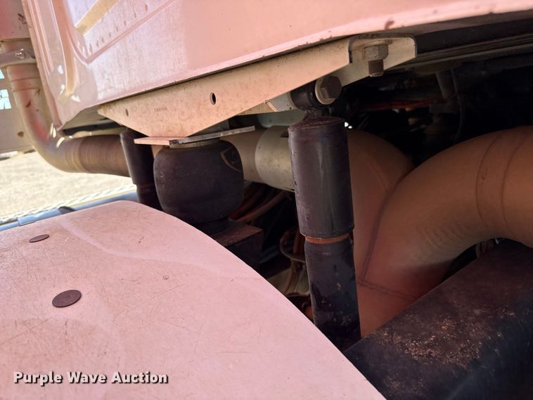 image for item FC2316 2018 Western Star 4900SF manure spreader truck