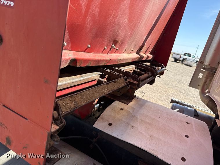 image for item FC2316 2018 Western Star 4900SF manure spreader truck