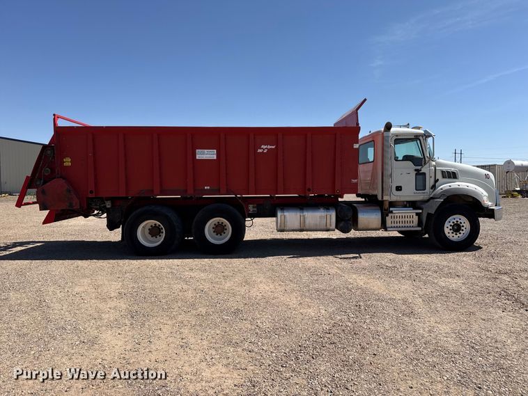 image for item FC2318 2012 Mack GU813 manure spreader truck