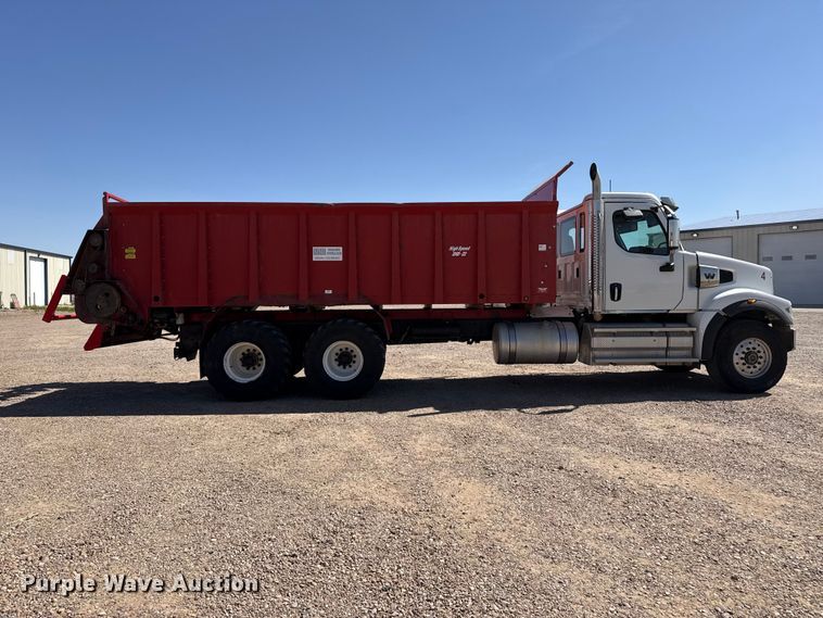 image for item FC2319 2023 Western Star 4900 manure spreader truck
