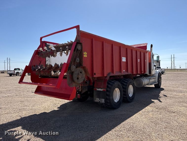 image for item FC2319 2023 Western Star 4900 manure spreader truck