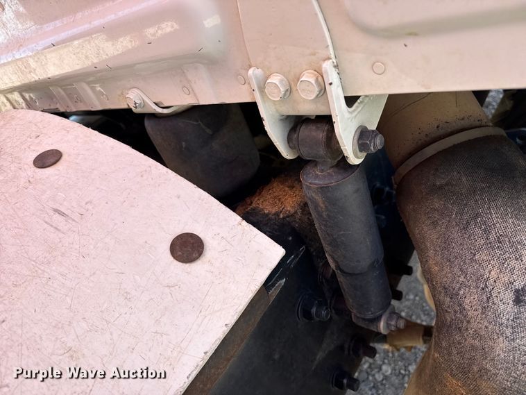 image for item FC2319 2023 Western Star 4900 manure spreader truck