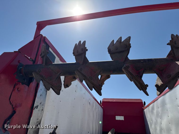 image for item FC2319 2023 Western Star 4900 manure spreader truck