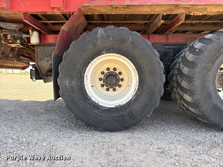 image for item FC2319 2023 Western Star 4900 manure spreader truck