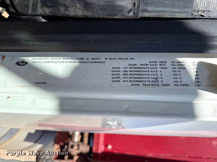 image for item FC2320 2018 Mack GU713 manure spreader truck