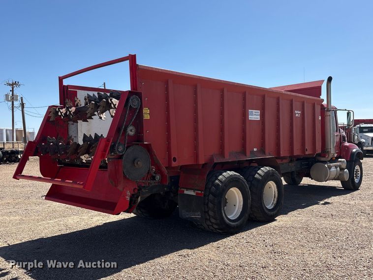 image for item FC2321 2007 Mack CV713 manure spreader truck