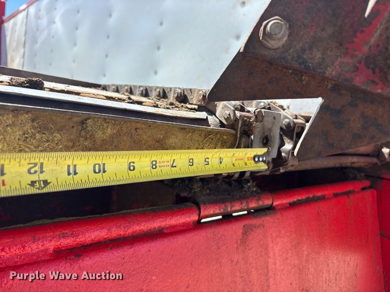 image for item FC2321 2007 Mack CV713 manure spreader truck