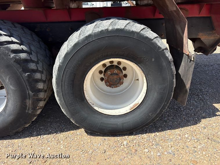 image for item FC2321 2007 Mack CV713 manure spreader truck