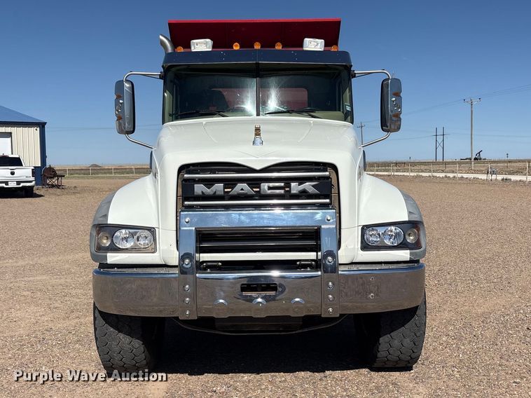 image for item FC2322 2019 Mack Granite manure spreader truck