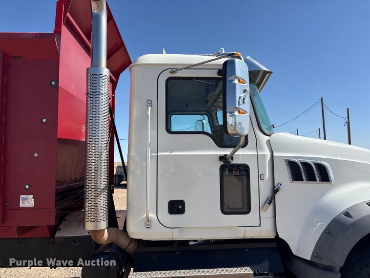image for item FC2322 2019 Mack Granite manure spreader truck