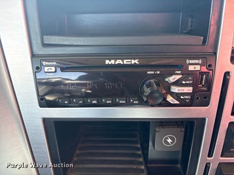 image for item FC2322 2019 Mack Granite manure spreader truck
