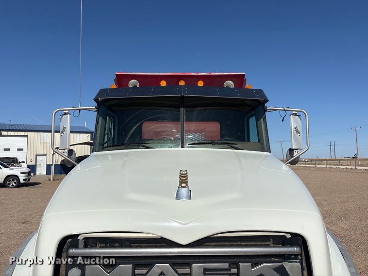 image for item FC2323 2012 Mack GU813 manure spreader truck