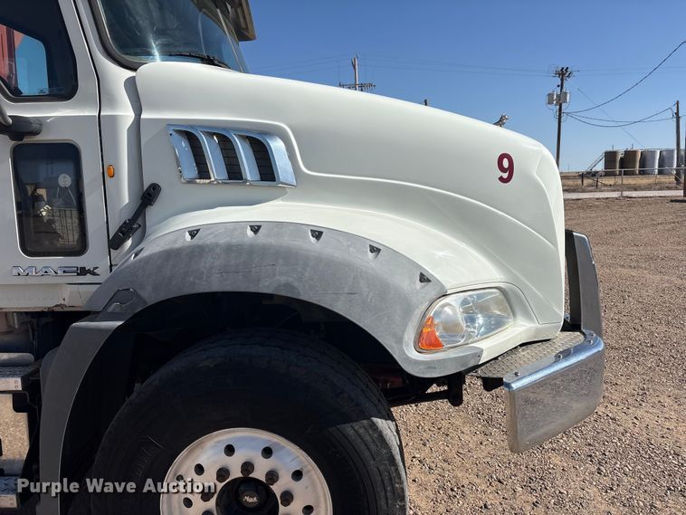 image for item FC2323 2012 Mack GU813 manure spreader truck