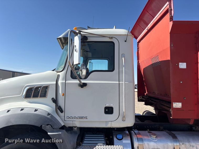 image for item FC2323 2012 Mack GU813 manure spreader truck