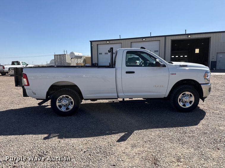 image for item FC2324 2022 Ram 2500 pickup truck