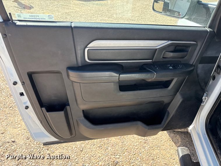 image for item FC2324 2022 Ram 2500 pickup truck