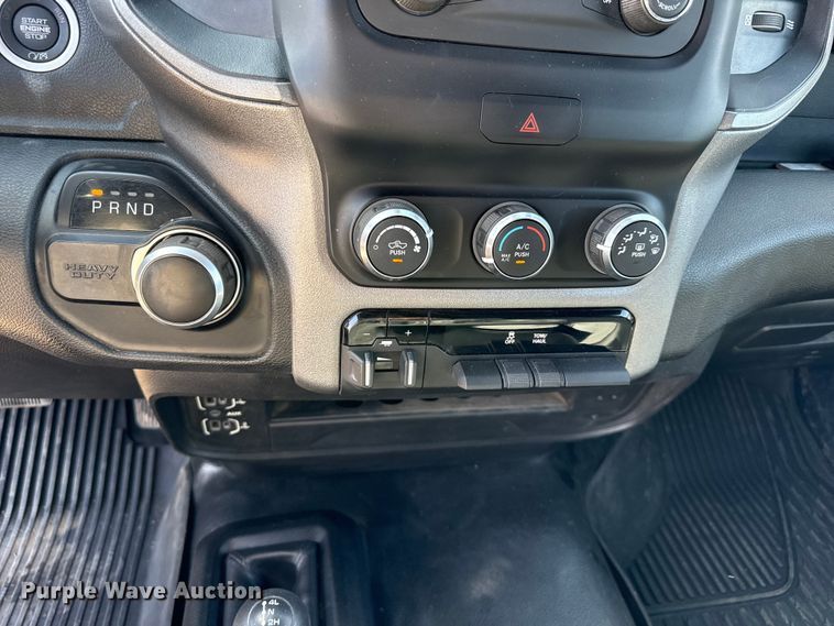 image for item FC2324 2022 Ram 2500 pickup truck