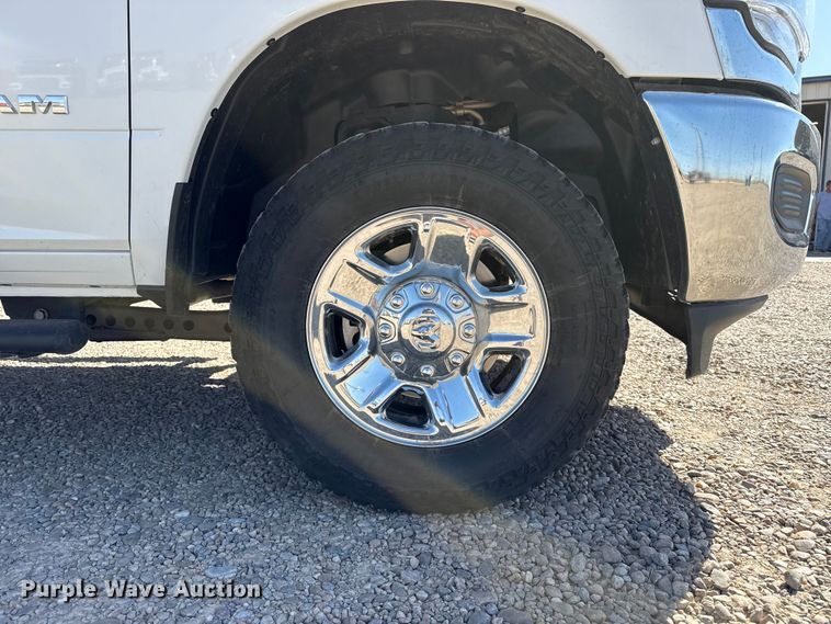 image for item FC2324 2022 Ram 2500 pickup truck