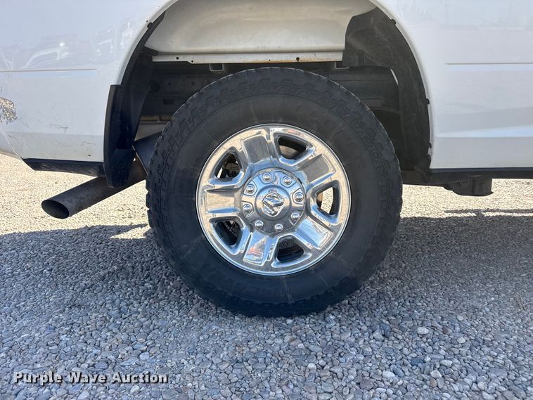 image for item FC2324 2022 Ram 2500 pickup truck