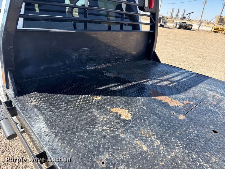 image for item FC2325 2019 RAM 2500 Ext. Cab flatbed pickup truck