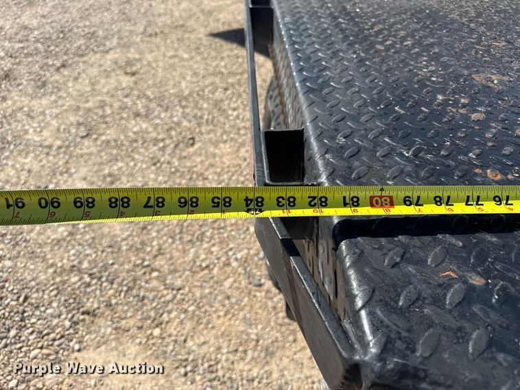image for item FC2325 2019 RAM 2500 Ext. Cab flatbed pickup truck