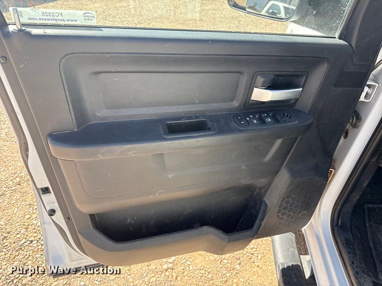 image for item FC2325 2019 RAM 2500 Ext. Cab flatbed pickup truck