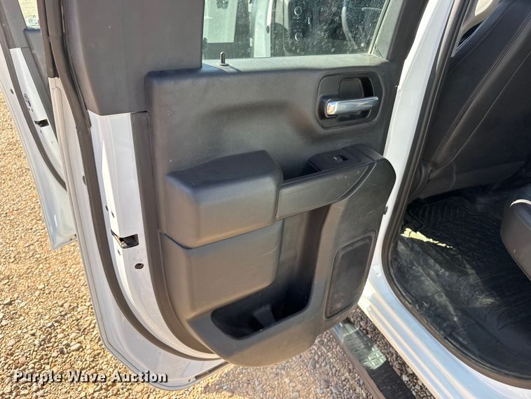 image for item FC2327 2021 Chevrolet 2500HD Ext. Cab flatbed pickup truck