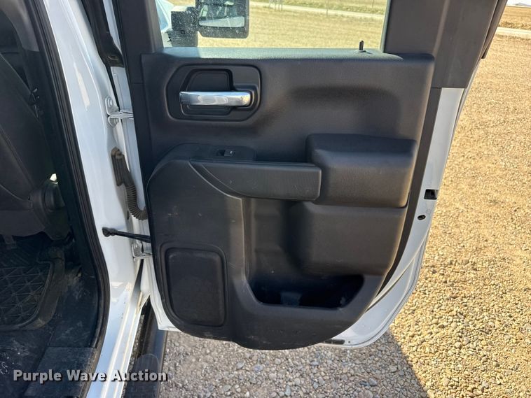 image for item FC2327 2021 Chevrolet 2500HD Ext. Cab flatbed pickup truck