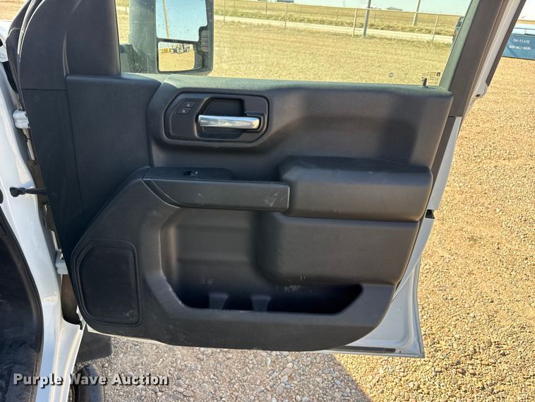 image for item FC2327 2021 Chevrolet 2500HD Ext. Cab flatbed pickup truck