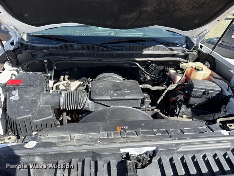 image for item FC2327 2021 Chevrolet 2500HD Ext. Cab flatbed pickup truck