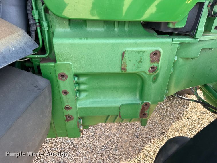 image for item FC2328 2004 John Deere 8120 MFWD tractor
