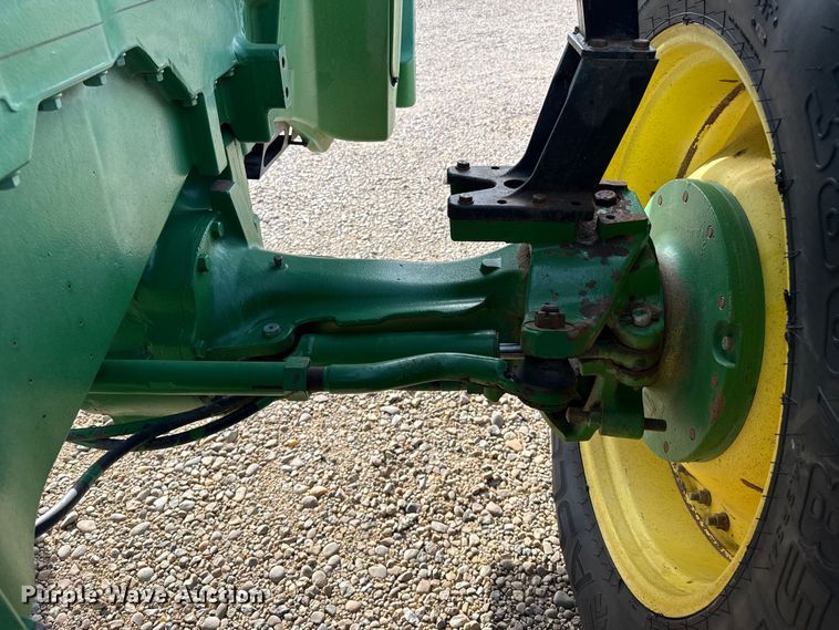 image for item FC2328 2004 John Deere 8120 MFWD tractor
