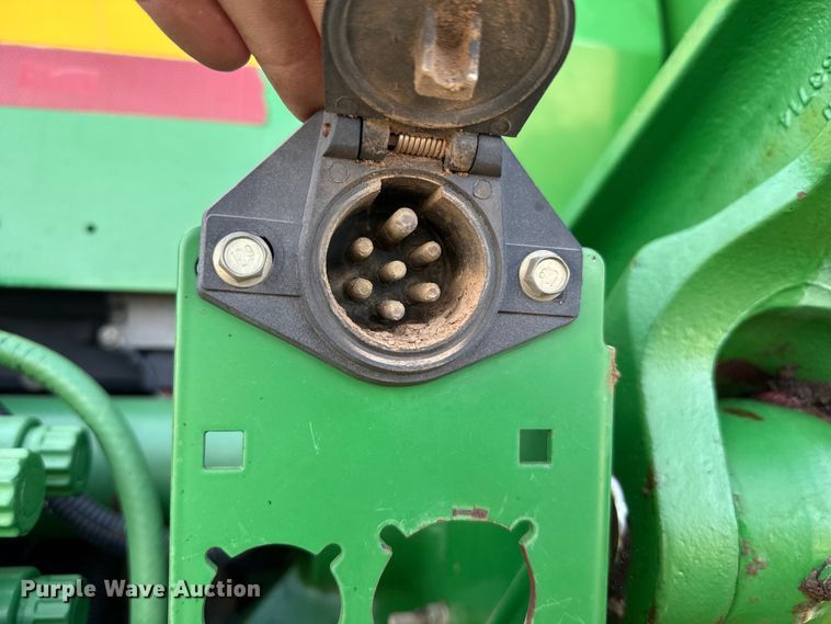 image for item FC2328 2004 John Deere 8120 MFWD tractor