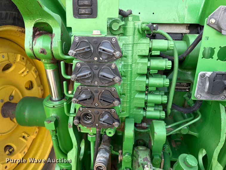 image for item FC2328 2004 John Deere 8120 MFWD tractor