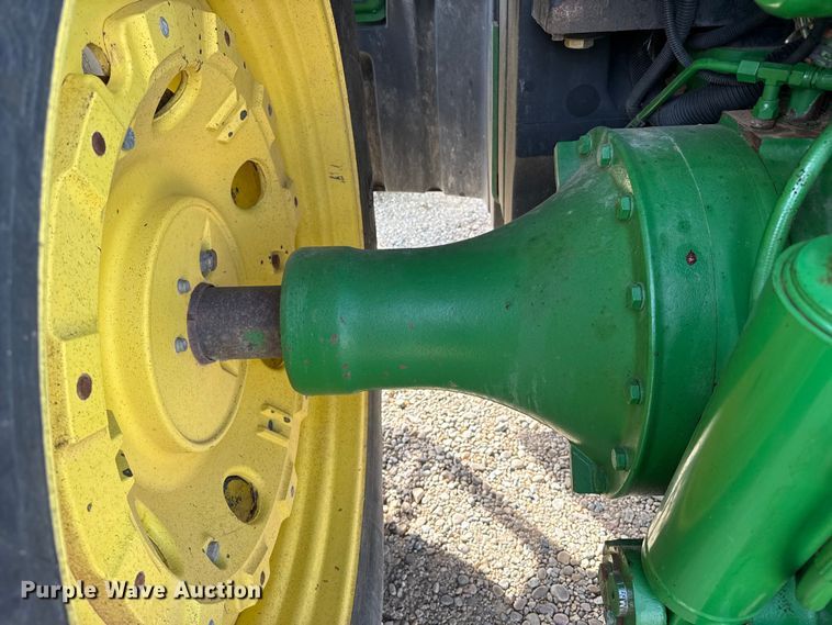 image for item FC2328 2004 John Deere 8120 MFWD tractor