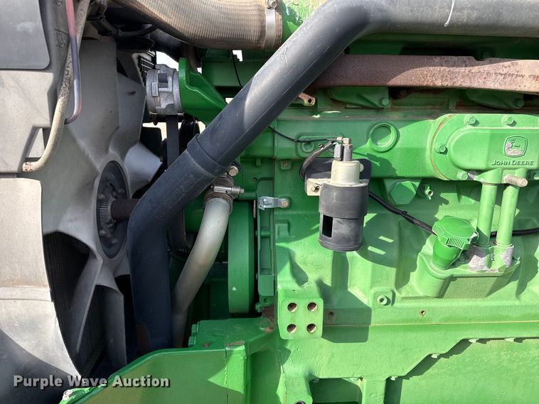 image for item FC2328 2004 John Deere 8120 MFWD tractor