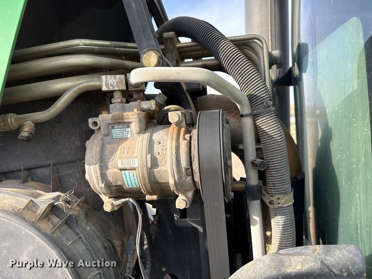 image for item FC2328 2004 John Deere 8120 MFWD tractor