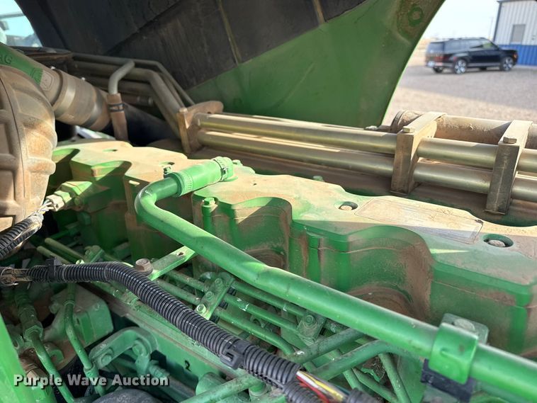 image for item FC2328 2004 John Deere 8120 MFWD tractor