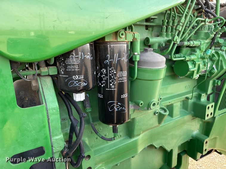 image for item FC2328 2004 John Deere 8120 MFWD tractor