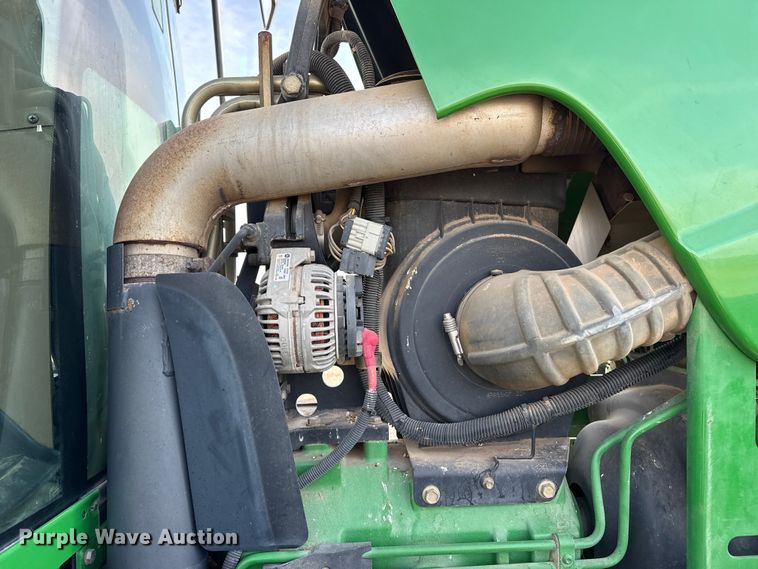 image for item FC2328 2004 John Deere 8120 MFWD tractor