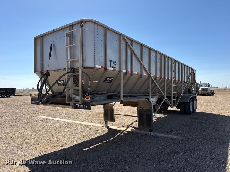 image for item FC2331 2017 Trinity Trailer Mfg Eagle Bridge live bottom trailer