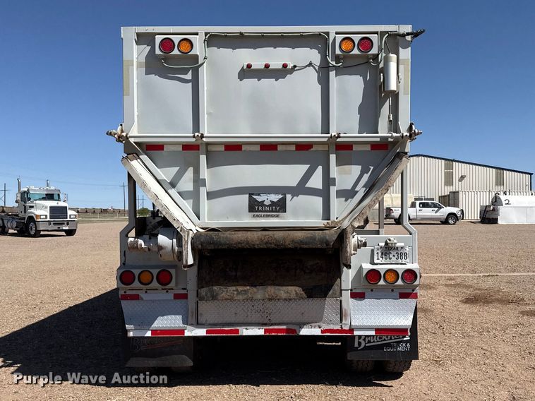 image for item FC2331 2017 Trinity Trailer Mfg Eagle Bridge live bottom trailer