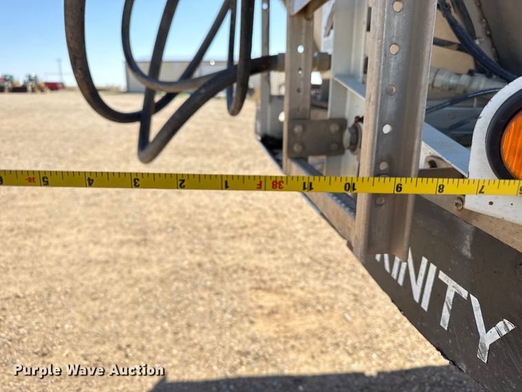 image for item FC2331 2017 Trinity Trailer Mfg Eagle Bridge live bottom trailer
