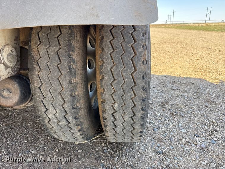 image for item FC2331 2017 Trinity Trailer Mfg Eagle Bridge live bottom trailer
